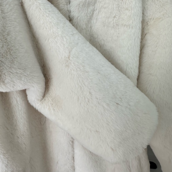 Women's creamy white coat. incredibly soft and warm.PRIMARK 2XS  (L69) - Picture 3 of 15
